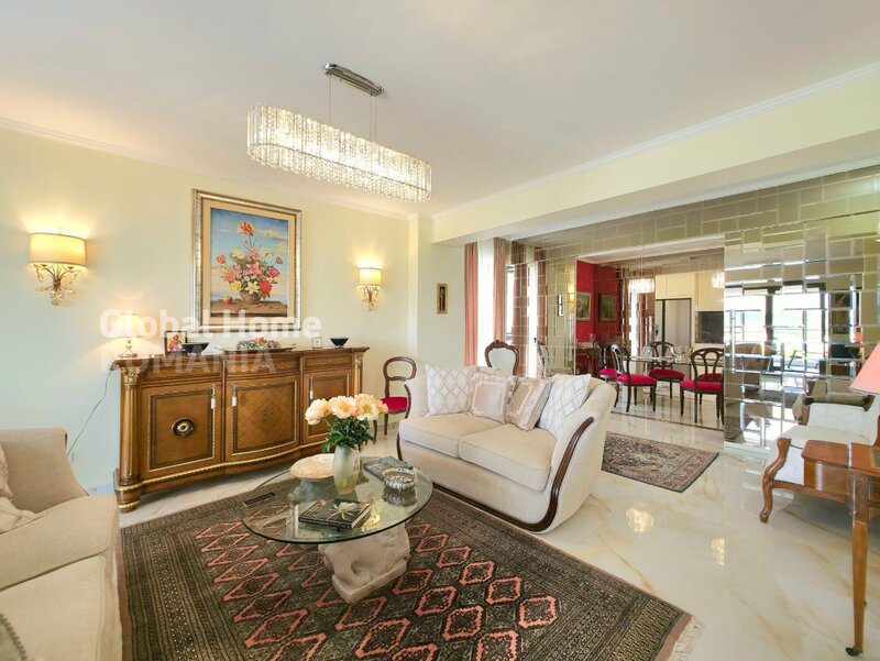 Pitesti Residence, I C Bratianu 54, panoramic view - 4 rooms - parking.